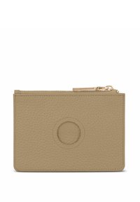 Portafoglio in pelle beige con superficie texturizzata, dotato di un accento circolare e chiusura zip nella parte superiore.