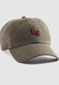 Casquette écossaise présentant un mélange de vert, beige et bleu avec une visière courbée. Logo "LS" brodé en rouge sur le devant. Tissu texturé.