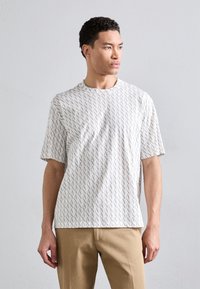 Armani Exchange - T-shirt print - off white/ash allover Miniatuurafbeelding 1