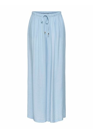 Jasnoniebieskie spodnie o szerokich nogawkach z elastycznym pasem i regulowanym troczkiem z metalowymi zakończeniami, wykonane z tkaniny o fakturze.