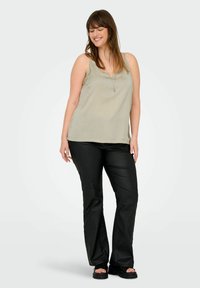ONLY Carmakoma DEBBIE SINGLET piaskowy