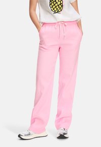 Marc Cain WASHINGTON - Trousers - fresh pink
