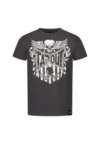Graues Baumwoll-T-Shirt mit einem großen weißen Grafikdruck eines Schädels mit Flügeln und dem Text "TAPOUT", umgeben von Sternen und dekorativen Elementen.