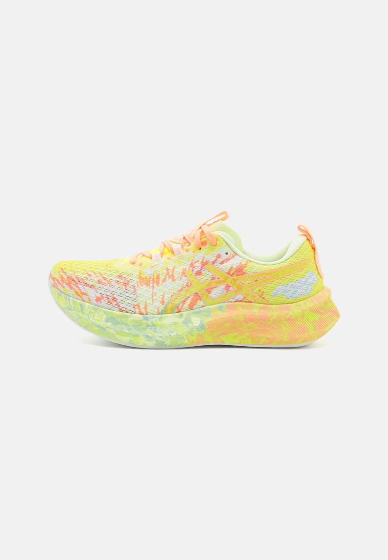 ASICS NOOSA TRI 16 - Hardloopschoenen voor op de weg - safety yellow/cool matcha