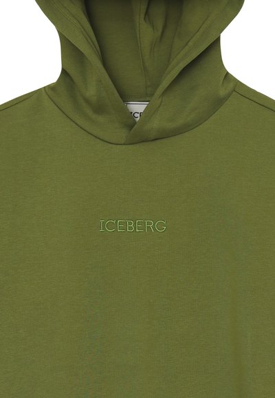Felpa con cappuccio verde oliva realizzata in tessuto morbido, con logo "ICEBERG" ricamato dello stesso colore sul petto.