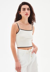 STRAP CROP - Top
