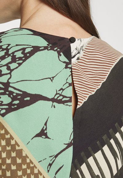 Paul Smith Blouse - greens