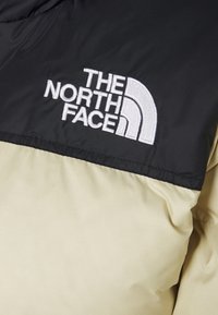 The North Face RETRO NUPTSE JACKET - Casaco de penas - gravel