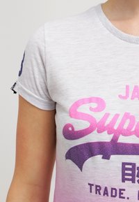 Superdry & Co Triko s potiskem - light grey