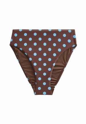 Braune Bikinihose mit hoher Taille und hellblauen Punkten, flach auf weißem Hintergrund dargestellt.