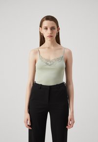 ONLY ONLKIRA LIFE SINGLET 2 PACK - Top - desert sage/black