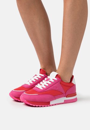 GAP, Baskets basses - pink