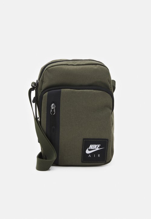 sac de sport nike homme argent