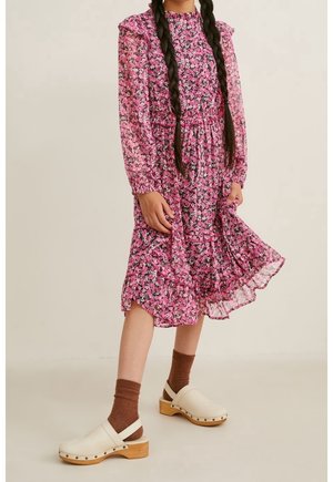 C&A, Robe longue - pink