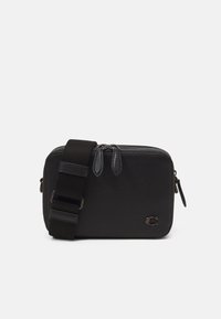 CHARTER CROSSBODY IN PEBBLE - Taška cez plece - black