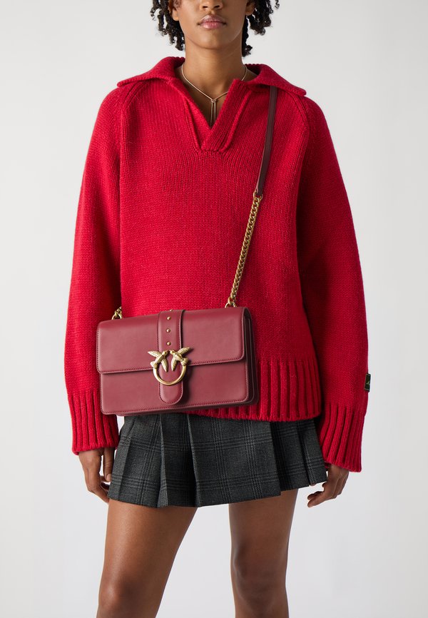 LOVE ONE CLASSIC - Umhängetasche