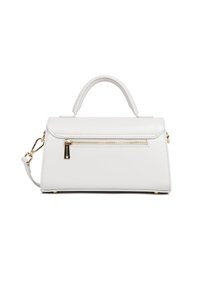 Sac à main blanc en cuir lisse, avec une forme structurée, une poignée supérieure, une bandoulière amovible, une fermeture éclair dorée en accent et des détails de couture subtils.