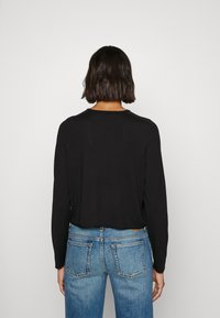 DRYKORN Sweter