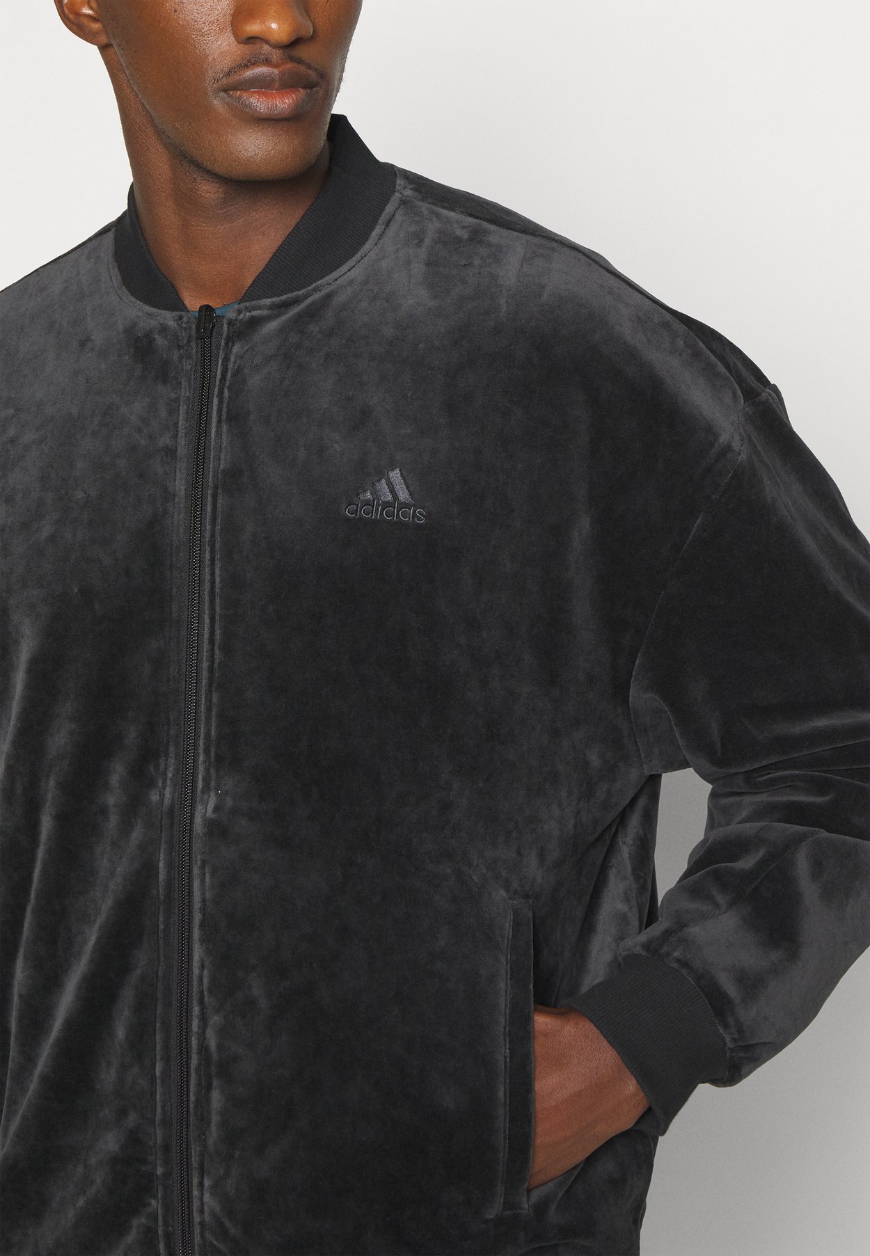 EMBOSSED REVERSIBLE