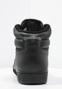 Reebok Classic Vysoké tenisky - black