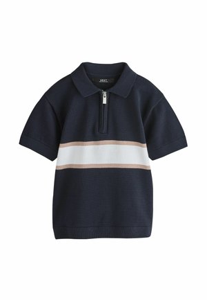Tengerészkék rövid ujjú kötött póló beige és fehér vízszintes csíkokkal, elöl fél cipzáros gallérral.