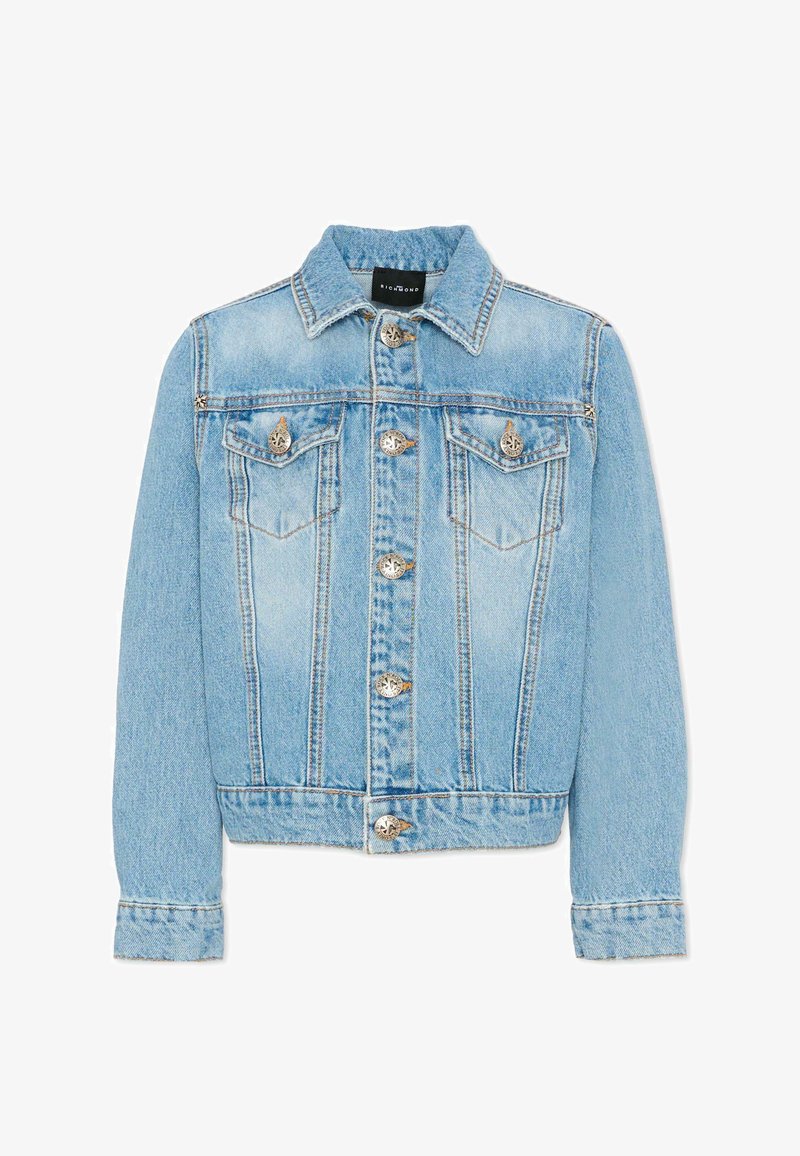 Veste en denim bleu clair avec fermeture à boutons, deux poches poitrine à rabat avec boutons, et un col classique.