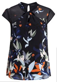 Blouse sans manches avec un décolleté goutte d'eau, tissu noir orné de motifs floraux colorés en orange, bleu et vert, texture douce.
