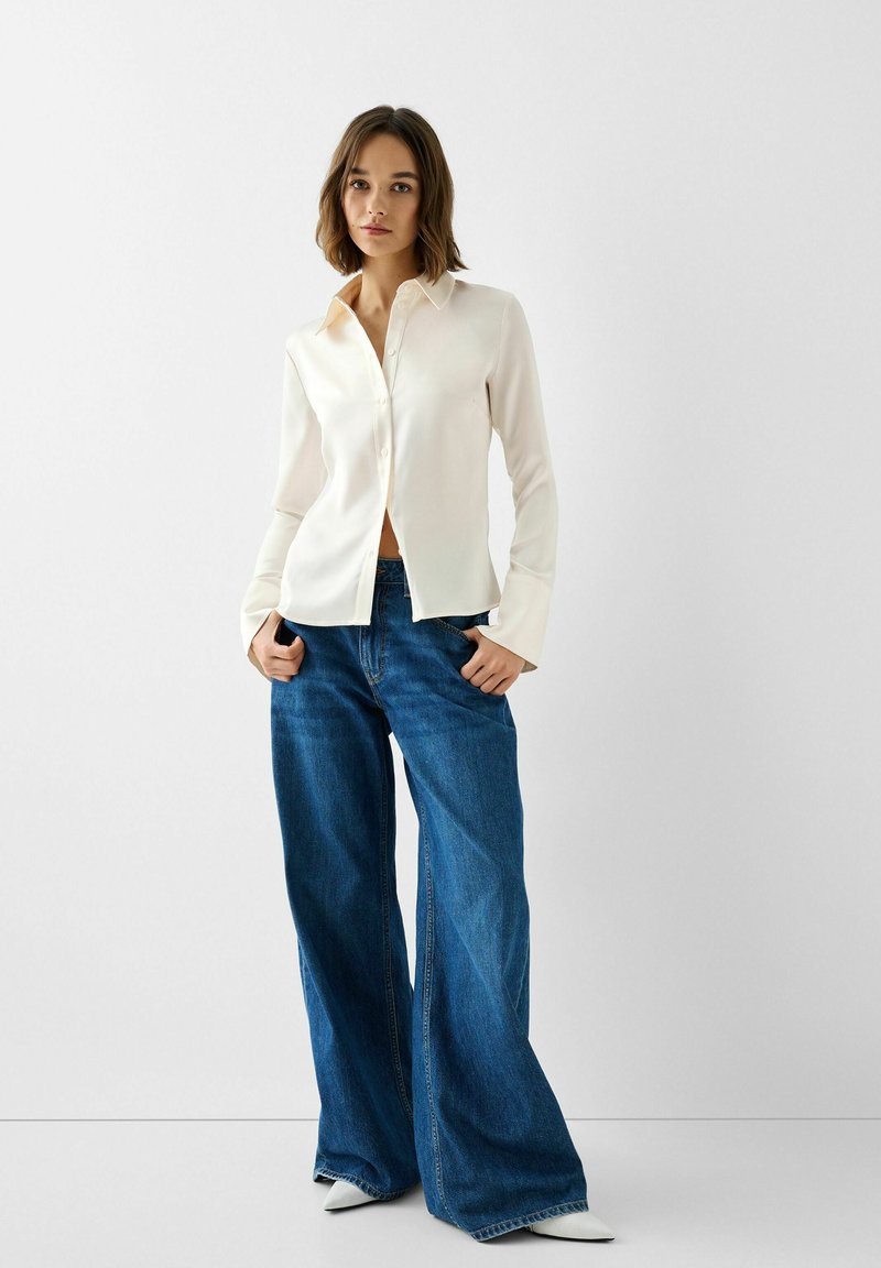 Bershka Overhemdblouse wit