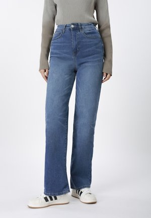 Blugi loose fit - mid blue wash