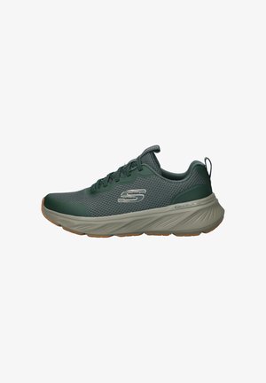 Grüner Netz-Sportschuh mit gepolstertem Kragen, SchnürFront, kontrastierender heller Gummisohle und reflektierenden Akzenten an der Seite.