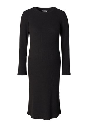 Schwarzes Rippstrickkleid mit langen Ärmeln, Rundhalsausschnitt und seitlichem Schlitz. Der Stoff hat eine weiche Textur und eine figurbetonte Silhouette.