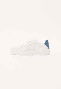 Unselected, white/blue