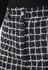 YASTWEEDY SHORT SKIRT SHOW - Mini skirt - black