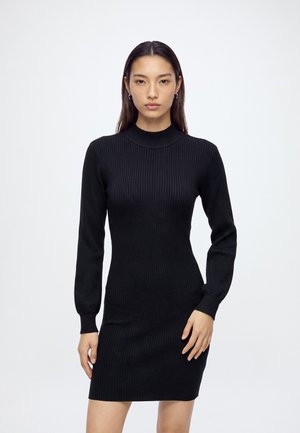 Vero Moda, VMHARPER FUNNELNECK DRESS - Рокля тип пуловер - black