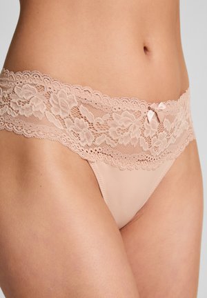 Lace-borduursnor in lichtbeige met bloemenpatronen. Heeft een zachte stofbasis en een satijnen strikaccent op de tailleband.