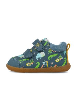 Zapatos infantiles en azul oscuro con estampados de animales, que cuentan con una suela de goma texturizada, duales correas de velcro y un forro de tela suave.