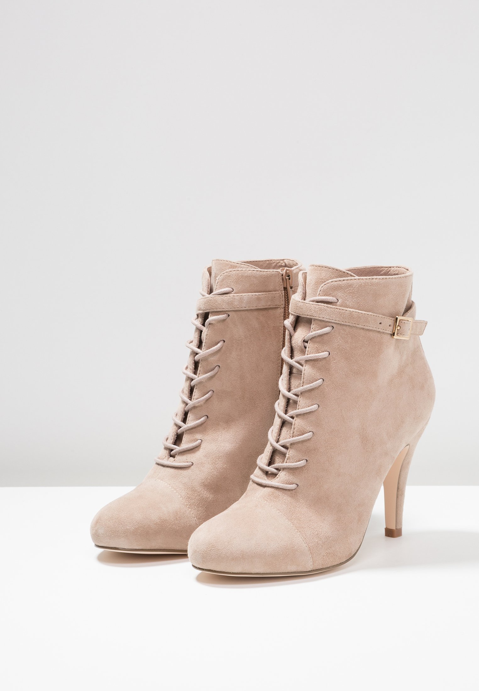 Enkellaarsjes met hoge hak taupe Enkellaarsjes met hoge hak taupe