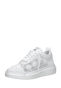 Baskets blanches avec une tige en mesh ressemblant à des lacets, bout rond et semelle en caoutchouc blanc uni. Lacets et branding minimal sur la languette.
