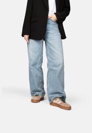 GEORGIA - Baskets basses - taupe