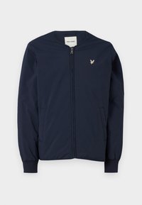 Veste bomber bleu marine avec fermeture éclair devant, poignets en côte et un petit logo brodé sur la poitrine. Tissu lisse et léger. Deux poches latérales.