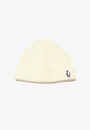 Crème gebreide beanie met een geribde textuur en een omgerolde manchet. Bevat een klein zwart pinguïnlogo aan de zijkant.