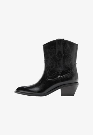 Stradivarius, SCHWARZE ABSATZSTIEFELETTEN 19901870 - Kovbojská/motorkárska členková čižma - black