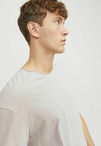 Jack & Jones Basic T-shirt - crockery