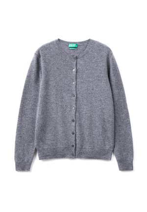 Šedý cardigan vyrobený z měkkého pleteného materiálu, s kulatým výstřihem, předními knoflíky a žebrovanými manžetami a lemem. Jednoduch�ý design bez vzorů.