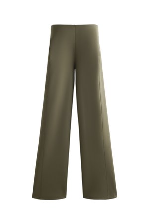 Hlače širokih nogavic v olivno zeleni tkanini. Gladka tekstura z visokim pasom in skritim zadrgo na zadnji strani za zapiranje.