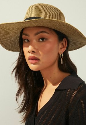 Next Chapeau - gold