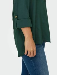 ONLY ONLYASMIN SHIRT - Button-down blouse - green gables