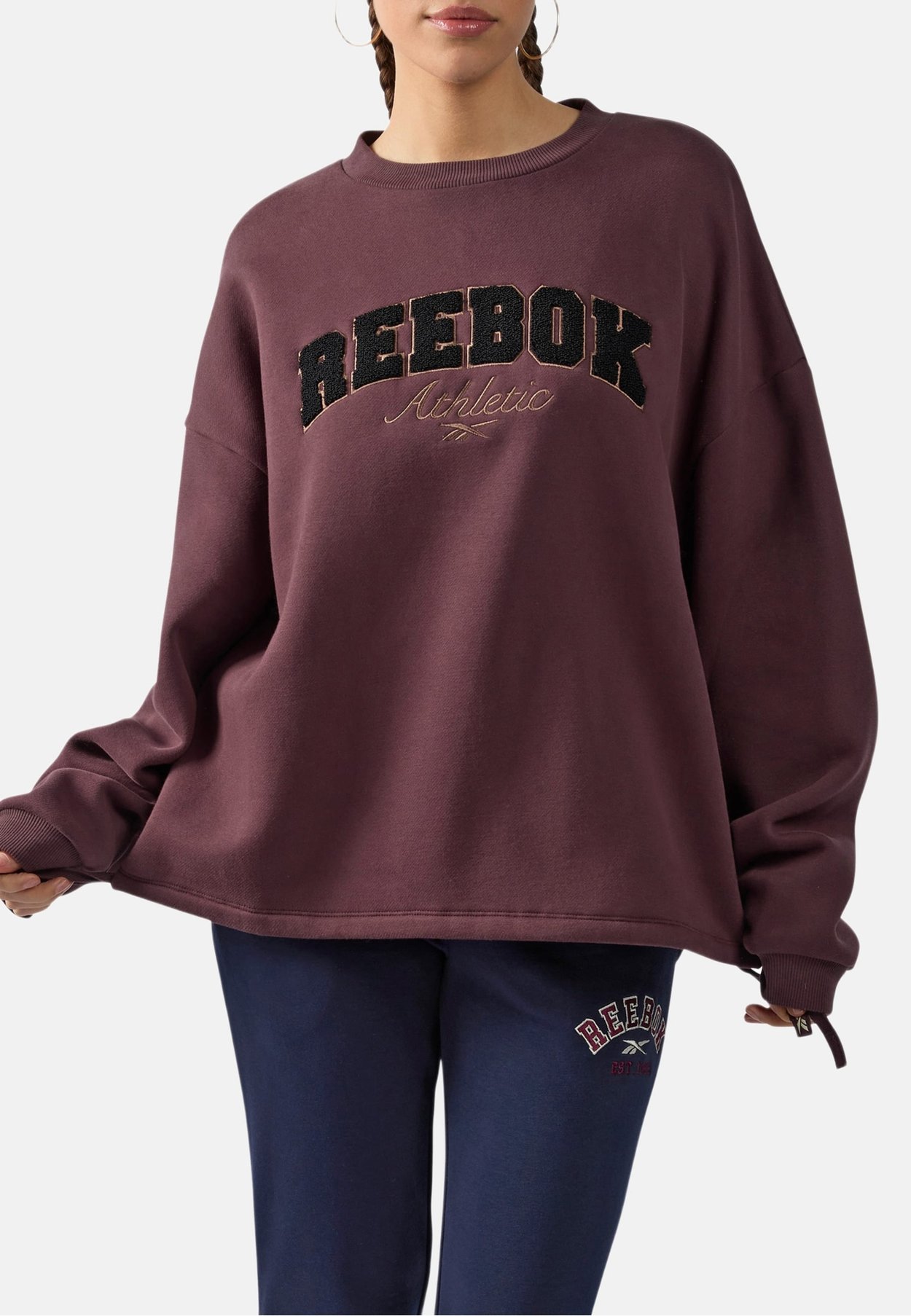Reebok ELEVATED ATHLETIC MOCK NECK FLEECE SWEAT-BROWN. - Sweatshirt - dark cocoa