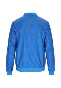 Blå bomberjakke med et geometrisk sort mønster, ribbede manchetter og krave samt elastisk talje. Letvægtsstof, afslappet design.