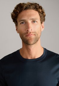 JOOP! Langarmshirt - dunkelblau